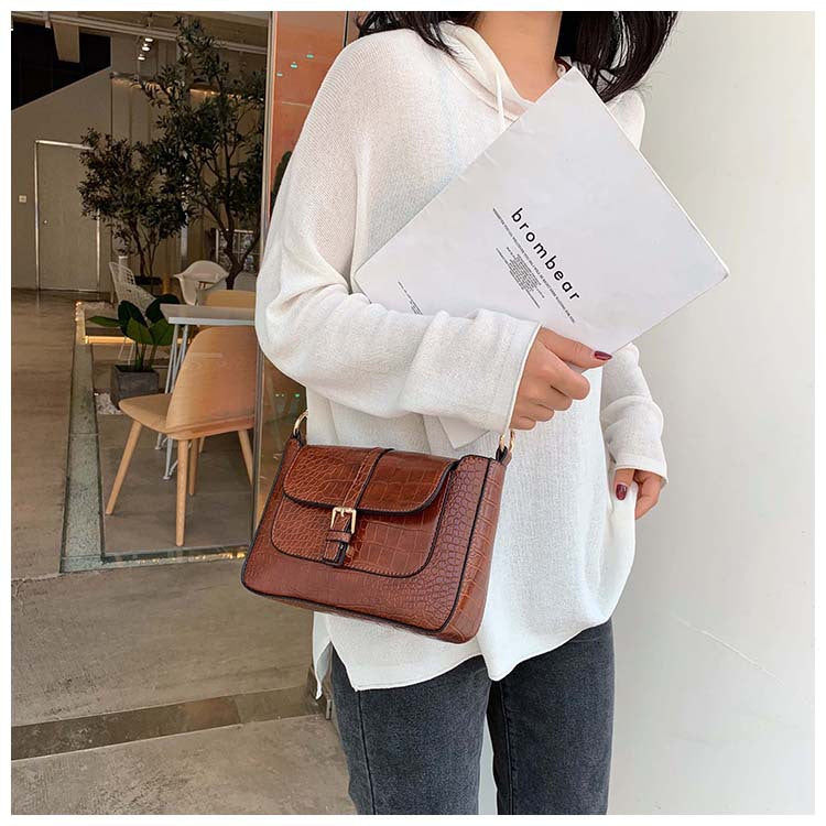 Korean version of the wild one-shoulder small square bag