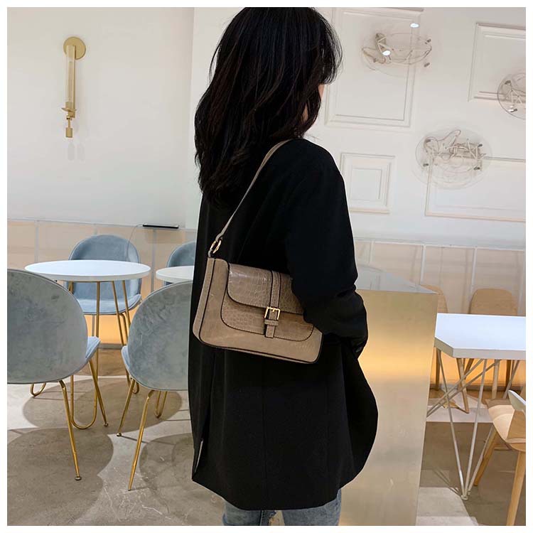 Korean version of the wild one-shoulder small square bag