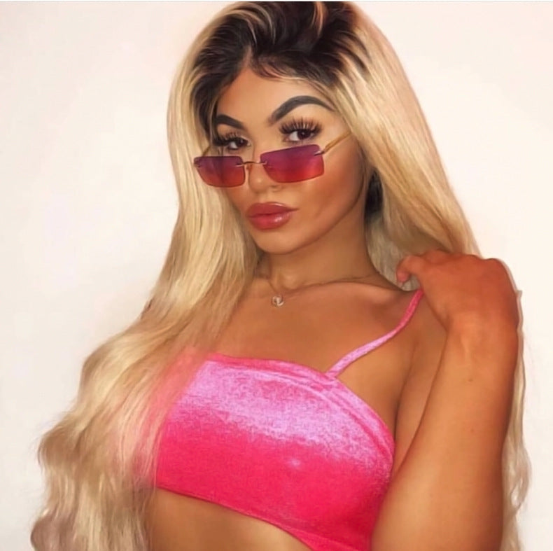 نظارات شمسية نسائية بإطار صغير