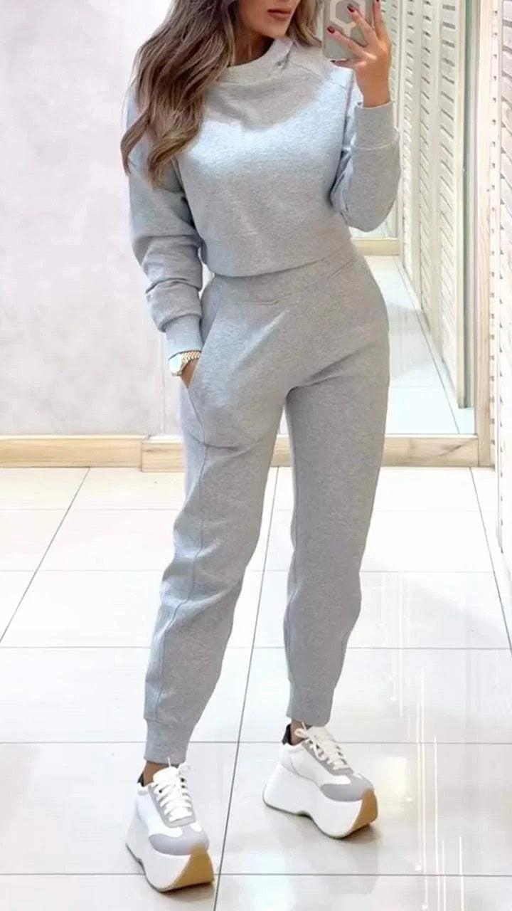 طقم رياضي نسائي بطبعة وياقة قائمة | توب بأكمام طويلة وبنطلون سليم، جيوب، مقاسات S–XXXL | HOORIVA